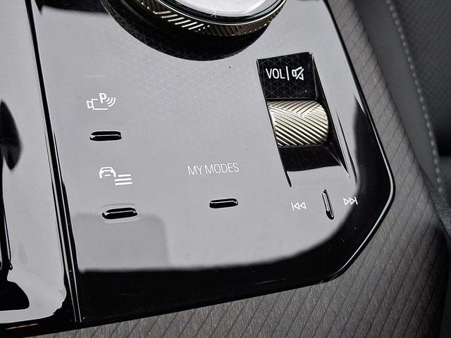 Photo of 2025 Black Sapphire Metallic BMW X3