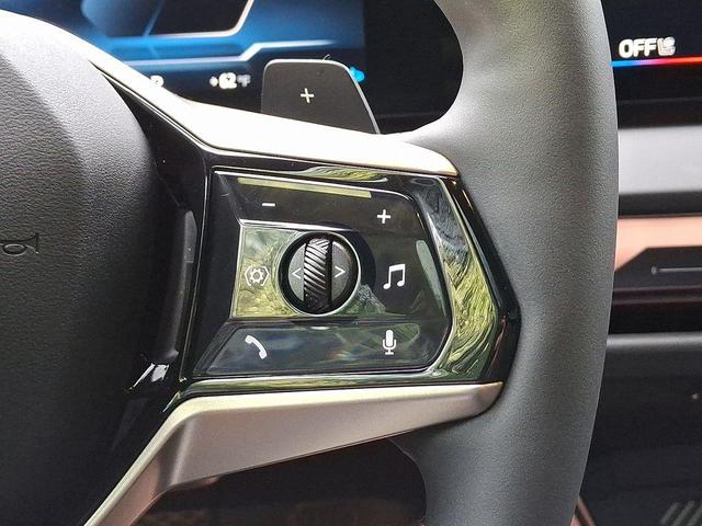 Photo of 2025 Black Sapphire Metallic BMW X3