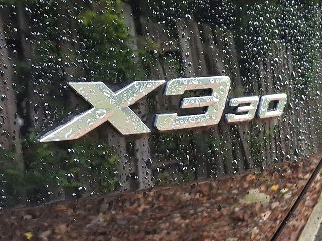 Photo of 2025 Black Sapphire Metallic BMW X3