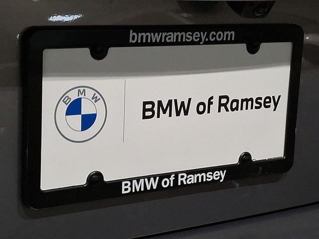 Photo of 2025 Oxide Grey Metallic BMW i5