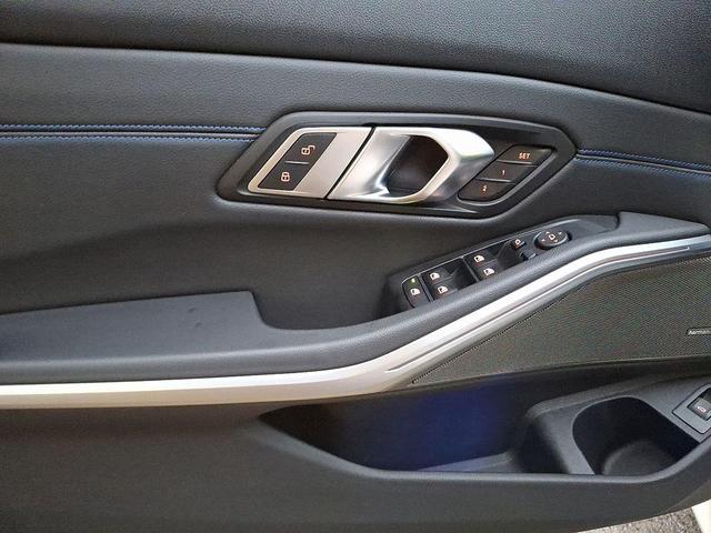 Photo of 2020 Mineral White Metallic BMW M340