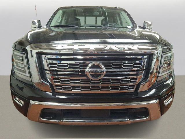 Photo of 2021 Super Black Nissan Titan