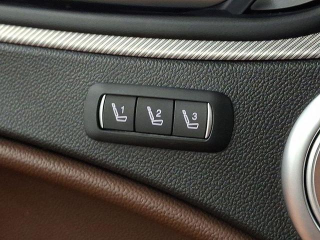 Photo of 2018 Stromboli Gray Metallic Alfa Romeo Stelvio