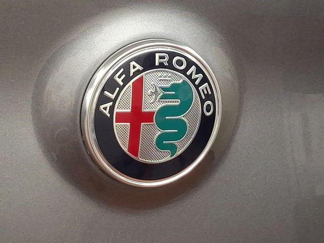 Photo of 2018 Stromboli Gray Metallic Alfa Romeo Stelvio