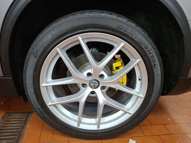 Photo of 2018 Stromboli Gray Metallic Alfa Romeo Stelvio