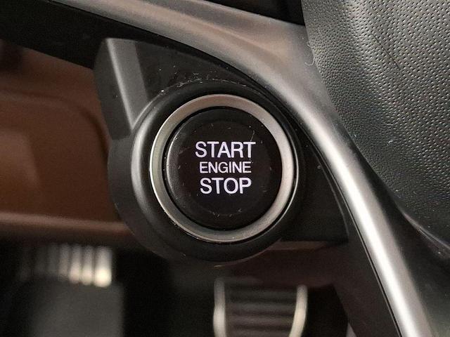 Photo of 2018 Stromboli Gray Metallic Alfa Romeo Stelvio