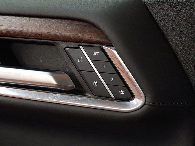 Photo of 2024 Onyx Black GMC Sierra 2500