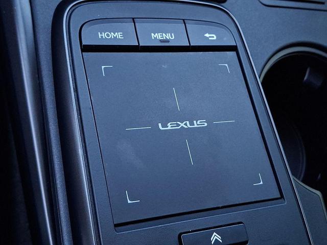 Photo of 2022 Ultra White Lexus IS 350