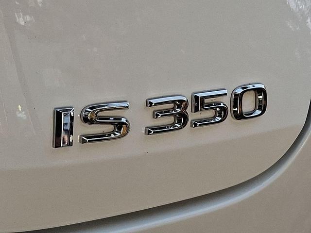 Photo of 2022 Ultra White Lexus IS 350
