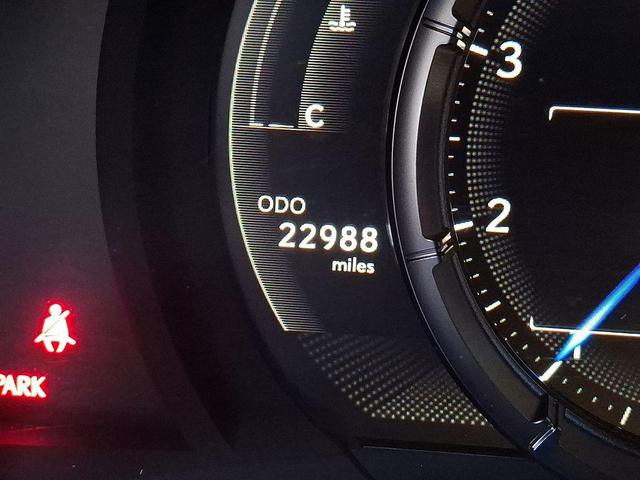 Photo of 2022 Ultra White Lexus IS 350