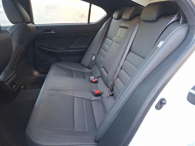 Photo of 2022 Ultra White Lexus IS 350