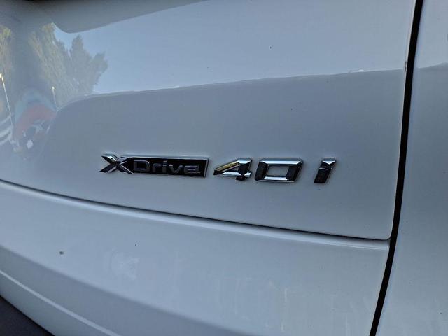 Photo of 2022 Alpine White BMW X5