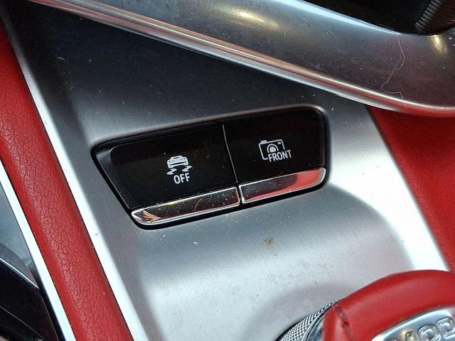 Photo of 2022 Black Chevrolet Corvette