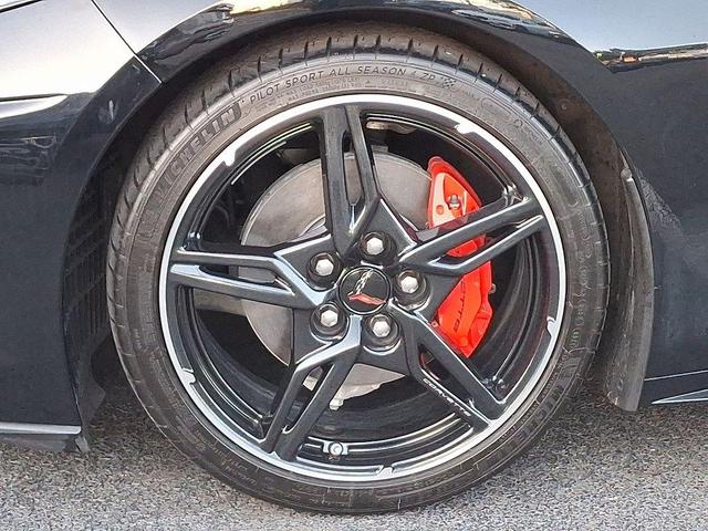 Photo of 2022 Black Chevrolet Corvette