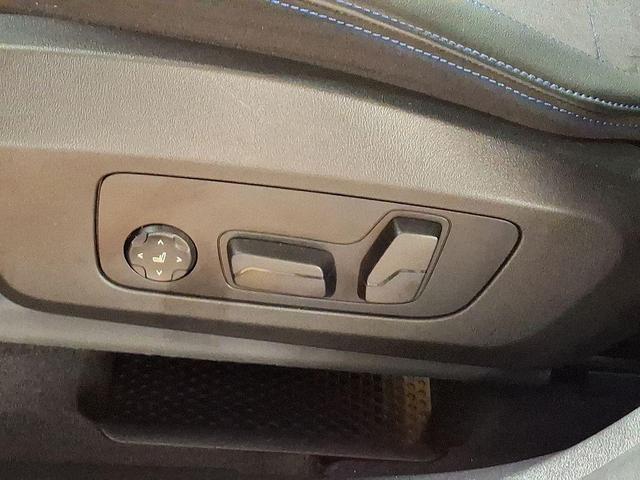 Photo of 2024 Blue BMW X1