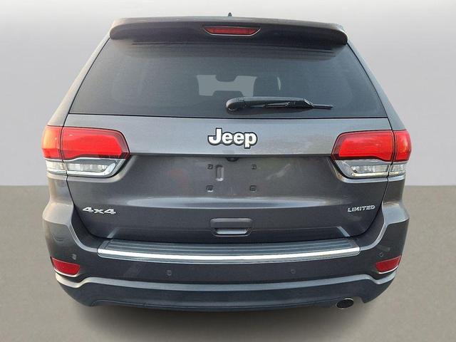 Photo of 2021 Granite Crystal Metallic Clearcoat Jeep Grand Cherokee
