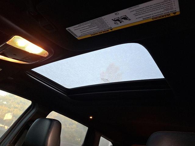 Photo of 2021 Granite Crystal Metallic Clearcoat Jeep Grand Cherokee