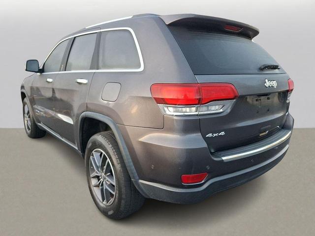 Photo of 2021 Granite Crystal Metallic Clearcoat Jeep Grand Cherokee