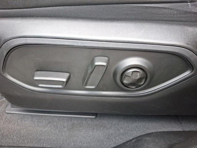 Photo of 2024 Bright White Clearcoat Jeep Grand Cherokee L