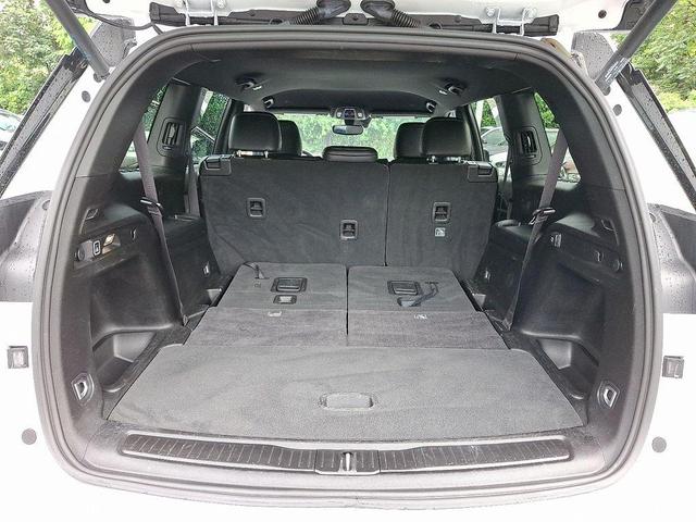 Photo of 2024 Bright White Clearcoat Jeep Grand Cherokee L