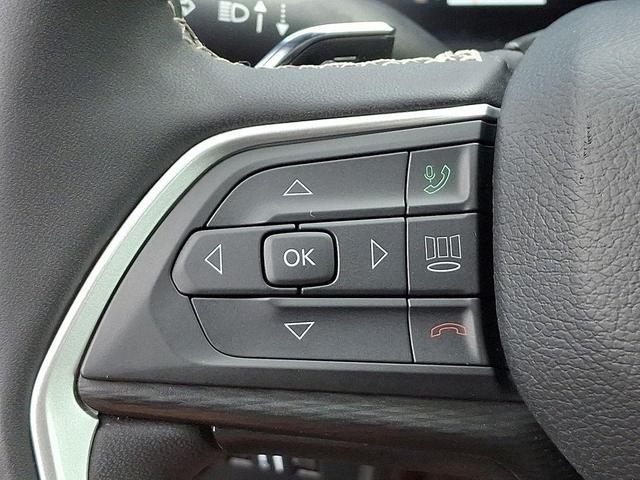 Photo of 2024 Bright White Clearcoat Jeep Grand Cherokee L