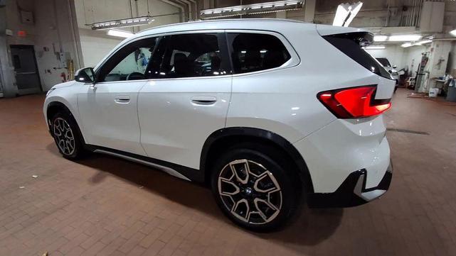 Photo of 2024 White BMW X1