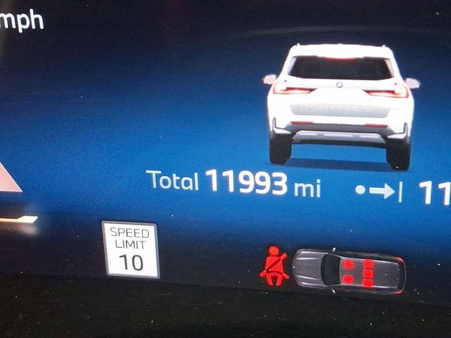 Photo of 2024 White BMW X1