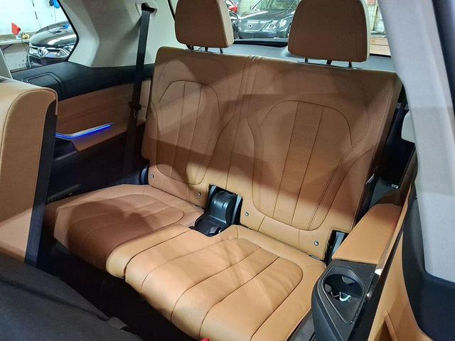 Photo of 2022 Arctic Grey Metallic BMW X7