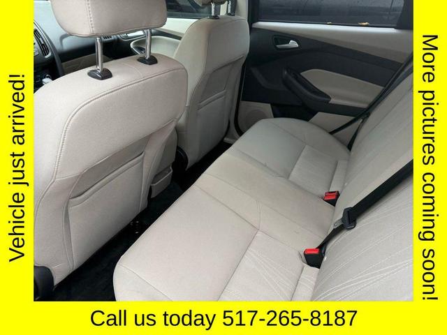 Photo of 2017 White Gold Metallic Ford Focus