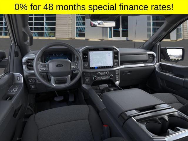 Photo of 2025 Oxford White Ford F-150