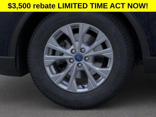Photo of 2025 Black Metallic Ford Escape