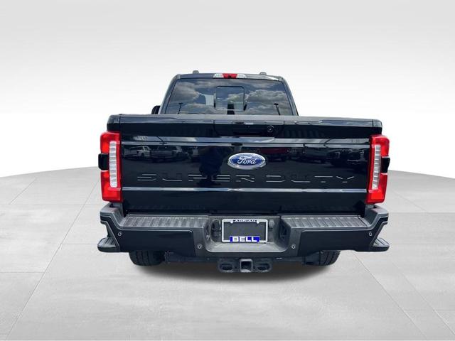 Photo of 2023 Agate Black Metallic Ford F-250