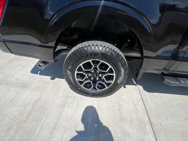 Photo of 2022 Agate Black Metallic Ford F-150