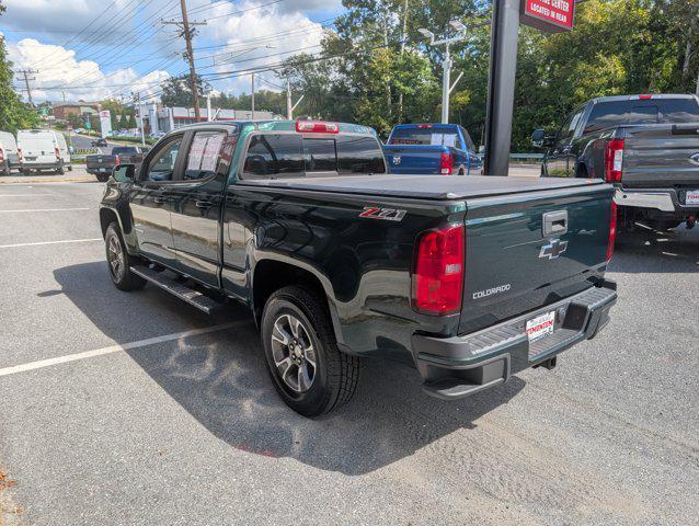 Photo of 2016 Rainforest Green Metallic Chevrolet Colorado