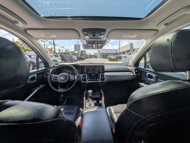 Photo of 2021 Gravity Grey Kia Sorento