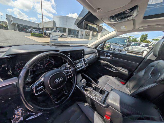 Photo of 2021 Gravity Grey Kia Sorento
