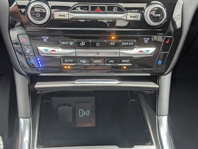 Photo of 2021 Blue Metallic Ford Explorer