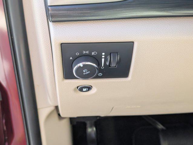 Photo of 2020 Velvet Red Pearlcoat Jeep Grand Cherokee
