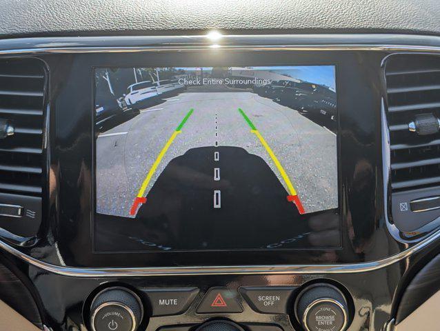 Photo of 2020 Velvet Red Pearlcoat Jeep Grand Cherokee