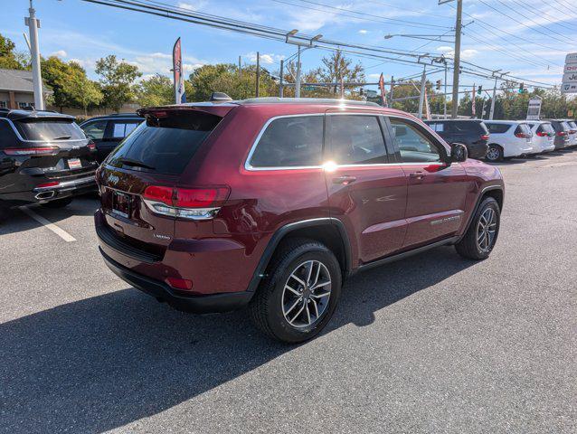Photo of 2020 Velvet Red Pearlcoat Jeep Grand Cherokee