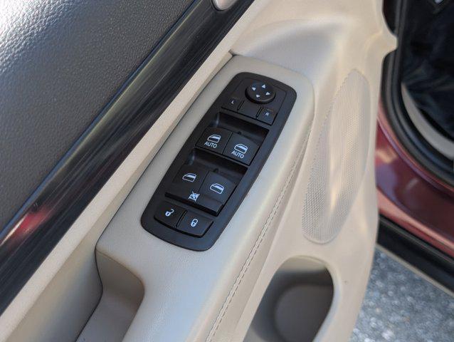 Photo of 2020 Velvet Red Pearlcoat Jeep Grand Cherokee