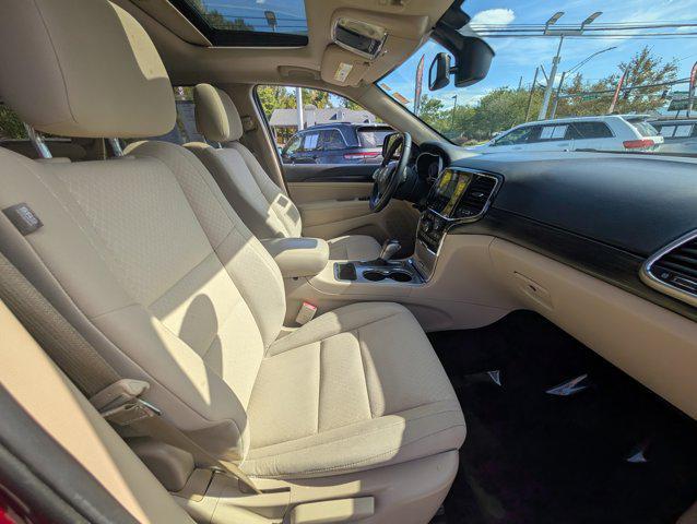 Photo of 2020 Velvet Red Pearlcoat Jeep Grand Cherokee