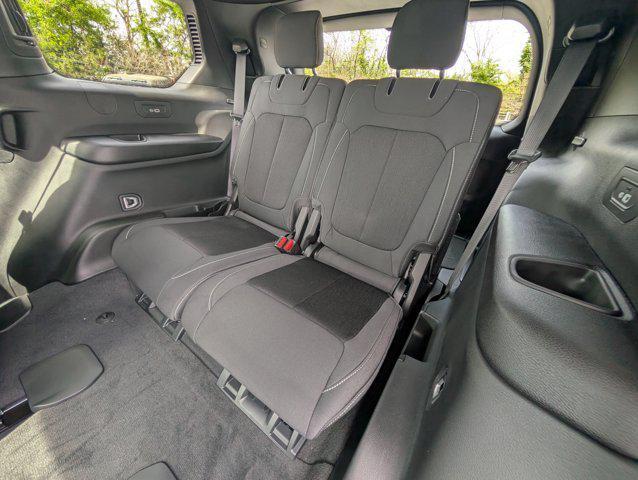 Photo of 2025 Baltic Gray Metallic Clearcoat Jeep Grand Cherokee L