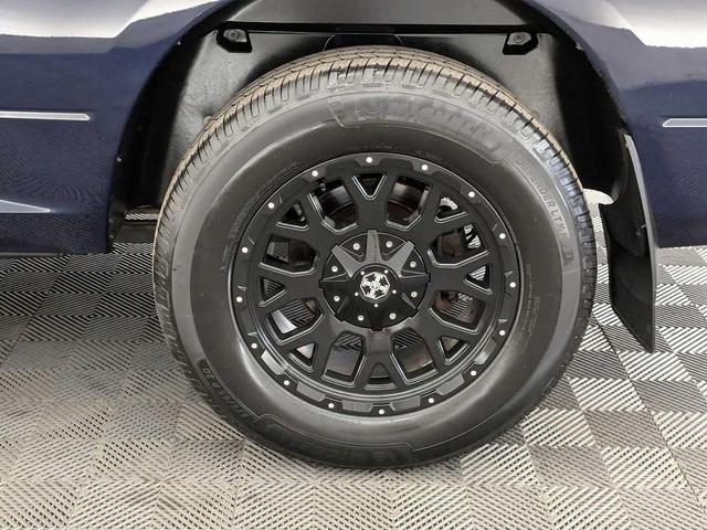 Photo of 2018 True Blue Pearlcoat RAM 1500