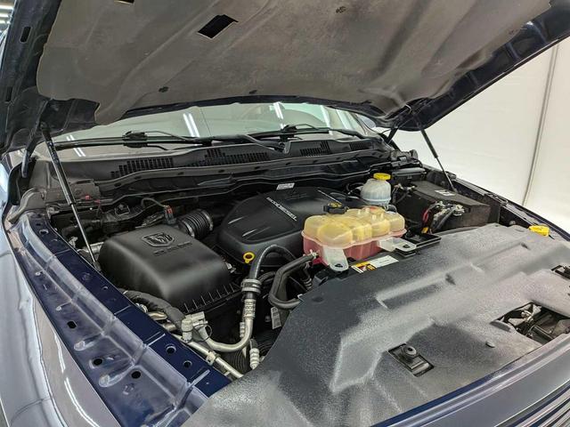 Photo of 2018 True Blue Pearlcoat RAM 1500