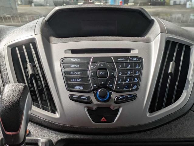 Photo of 2017 Oxford White Ford Transit-150