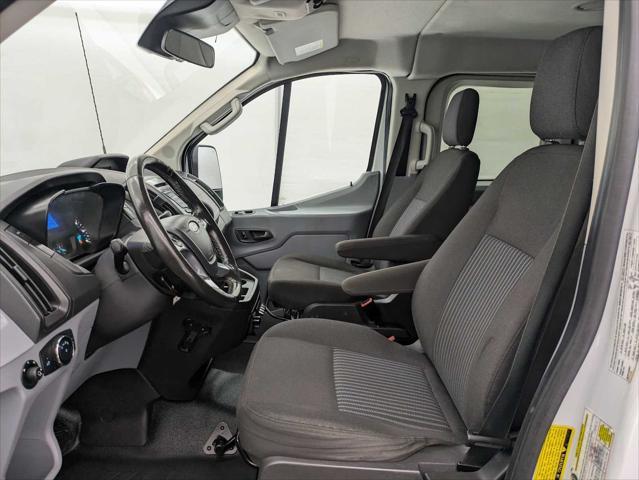 Photo of 2017 Oxford White Ford Transit-150