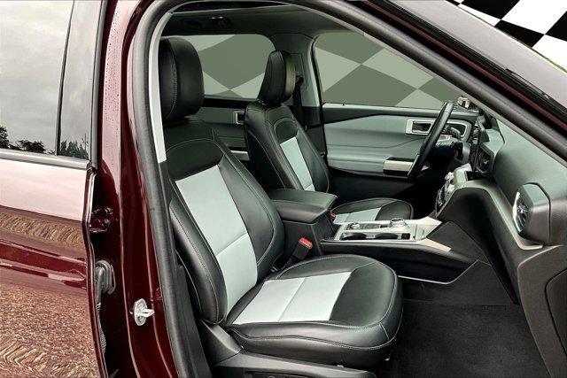 Photo of 2022 Jewel Red Metallic Ford Explorer