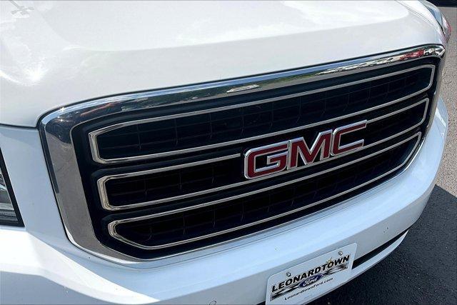 Photo of 2020 Summit White GMC Yukon