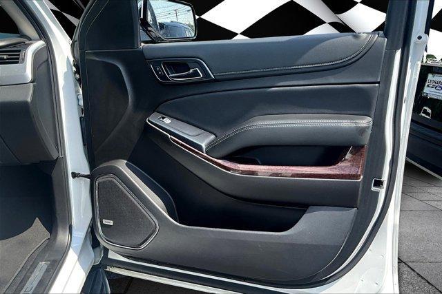 Photo of 2020 Summit White GMC Yukon